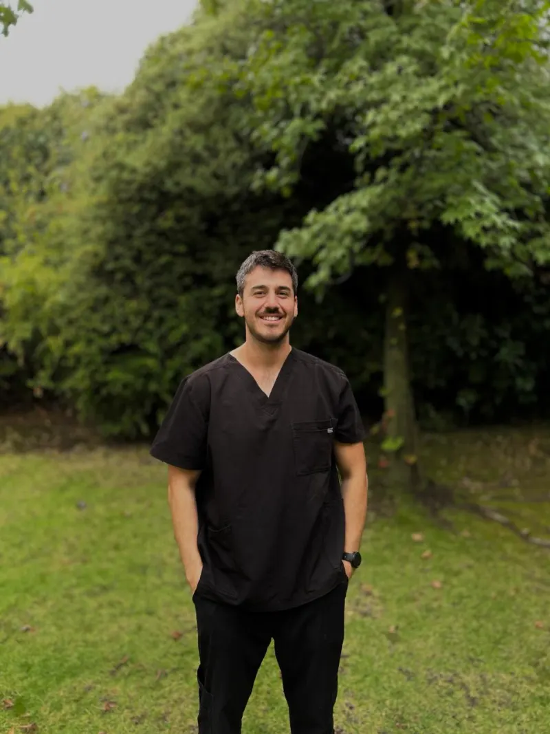 Felipe Fica, Kinesiólogo en Kinefour