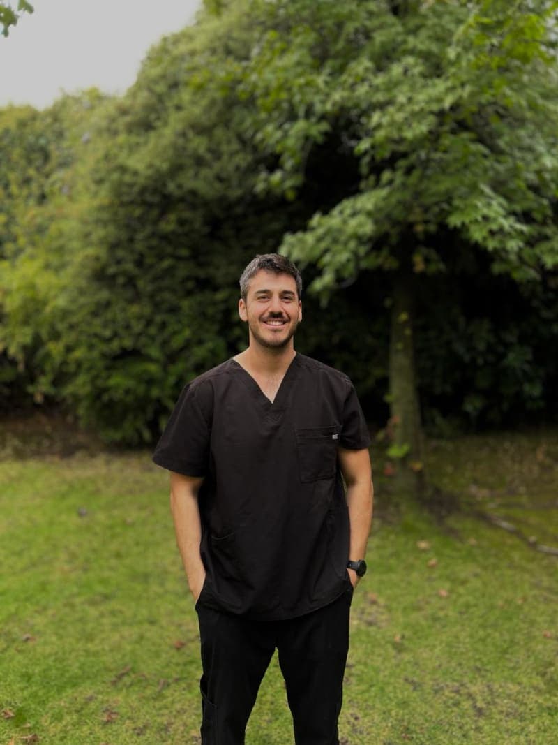 Felipe Fica, Kinesiólogo en Kinefour